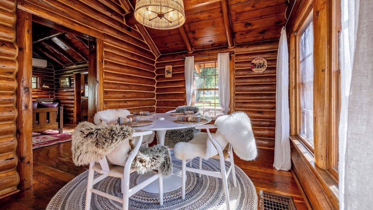 Photo of Bedroom in Shell