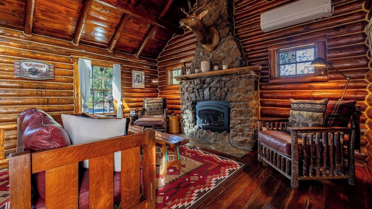 Photo of Bedroom in Shell