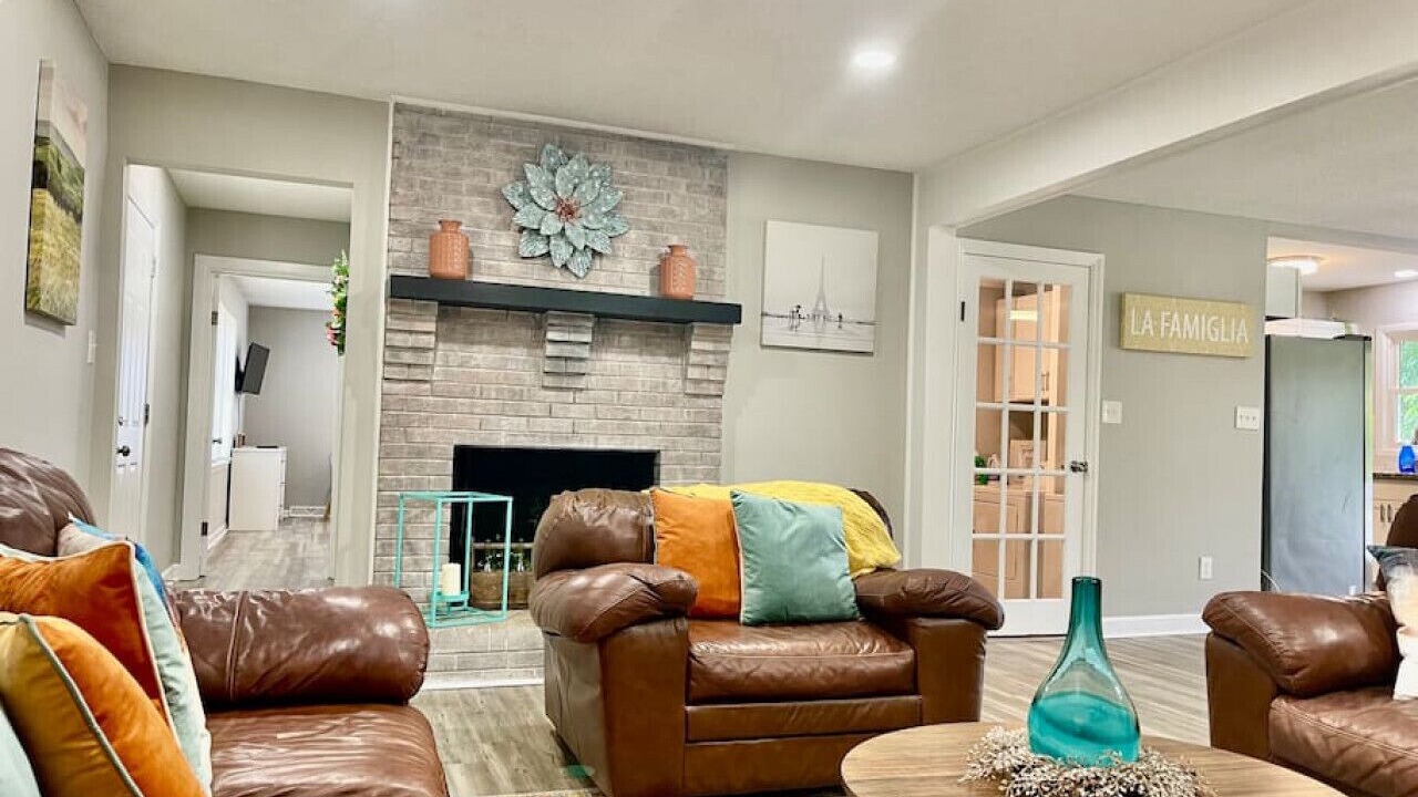 Photo of Livingroom in Greensboro