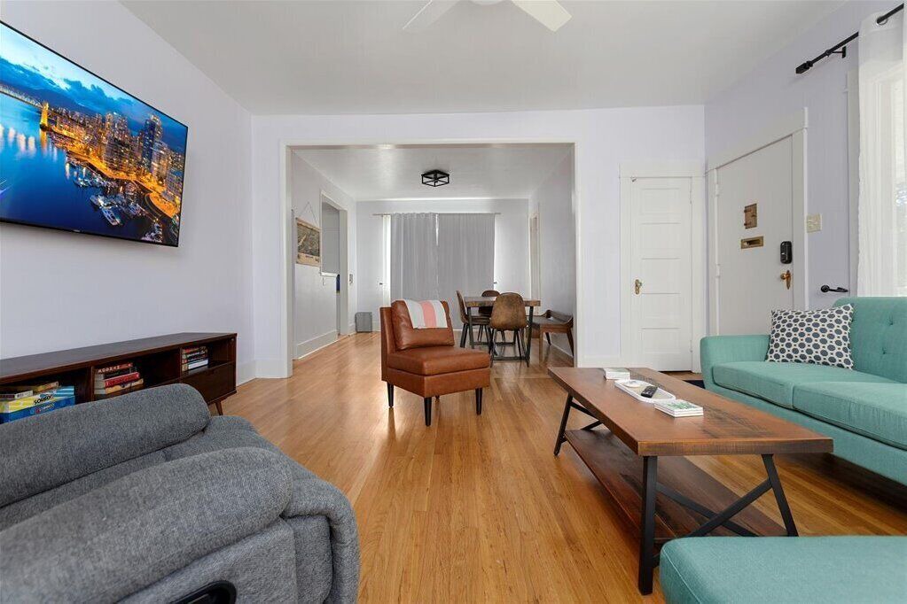 Photo of Livingroom in Rose Park