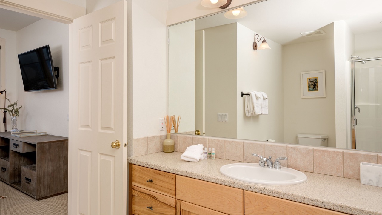 Photo of Bathroom in Saddle Ridge