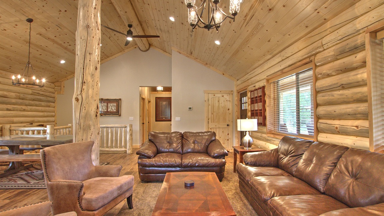 Photo of Bedroom in West Yellowstone