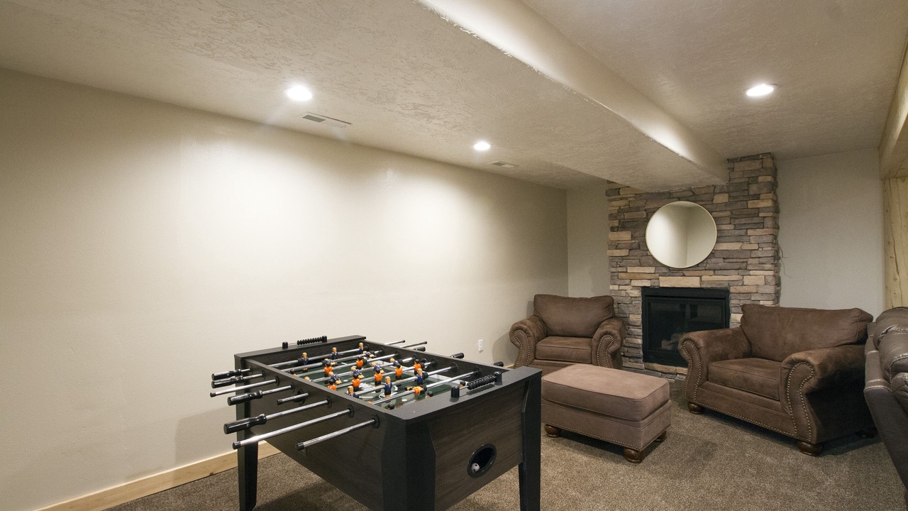 Photo of Bedroom in West Yellowstone