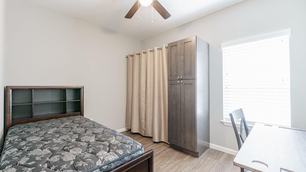 Photo of Bedroom in Conway