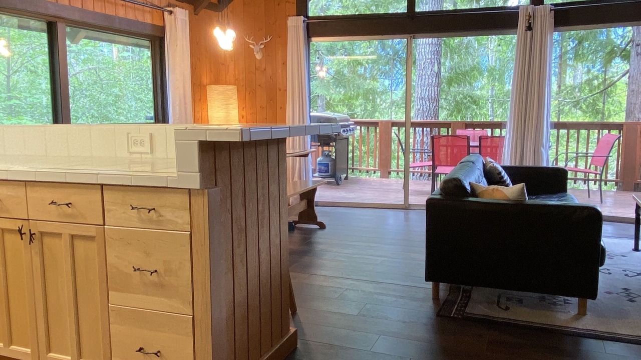 Photo of Patio Balcony in Hoodsport