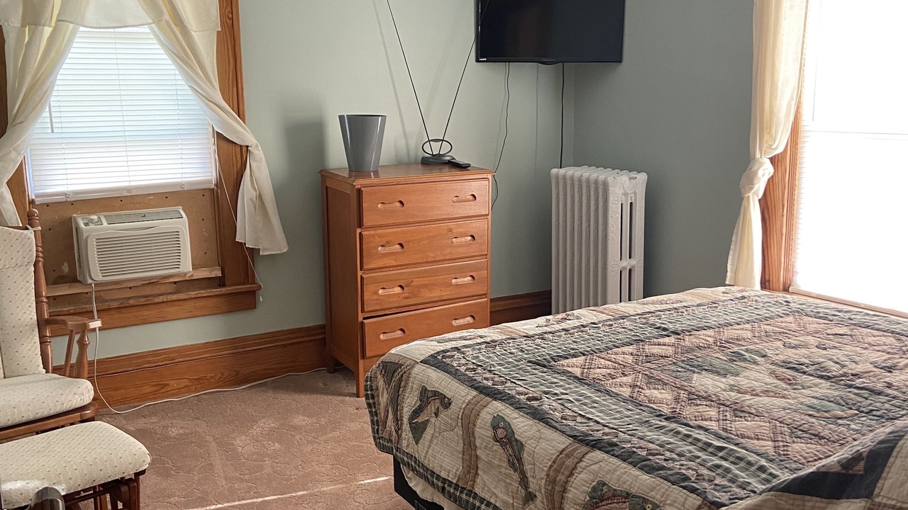 Photo of Bedroom in Garden City