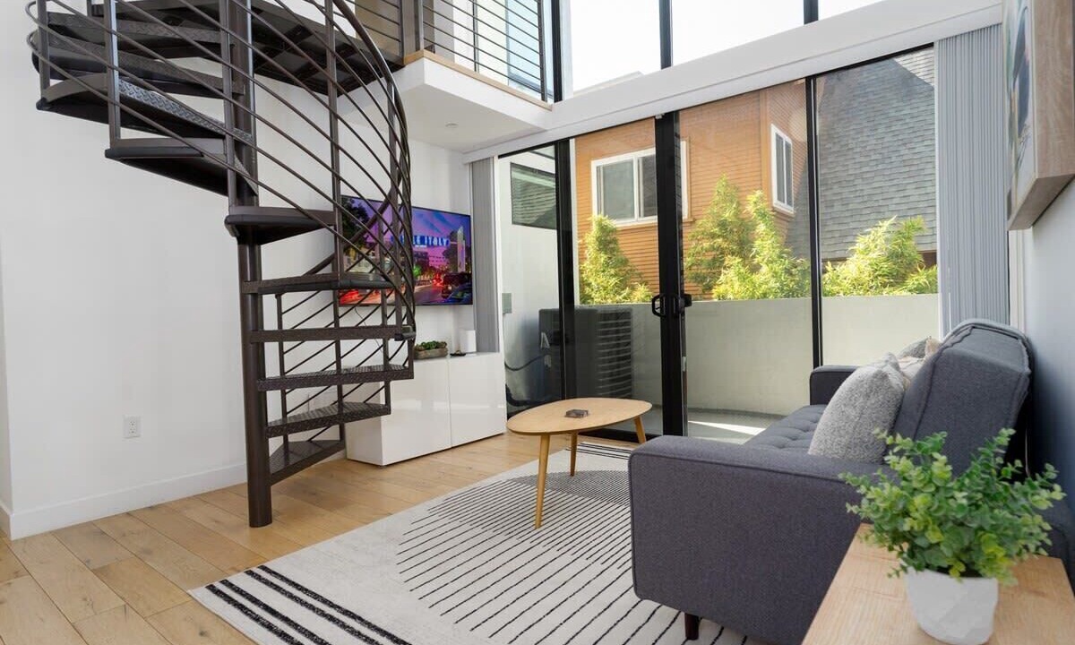 Photo of Livingroom in Bankers Hill