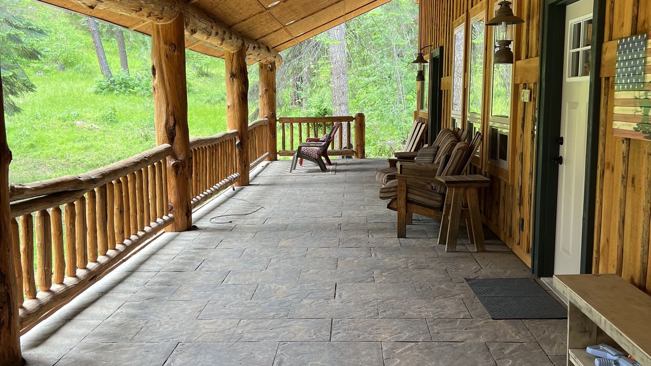 Photo of Patio Balcony in Garden Valley