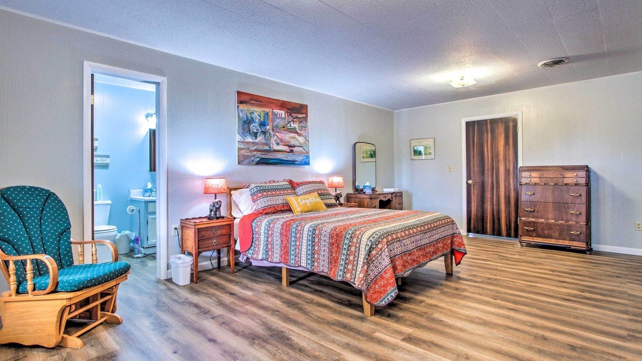 Photo of Bedroom in Bynum