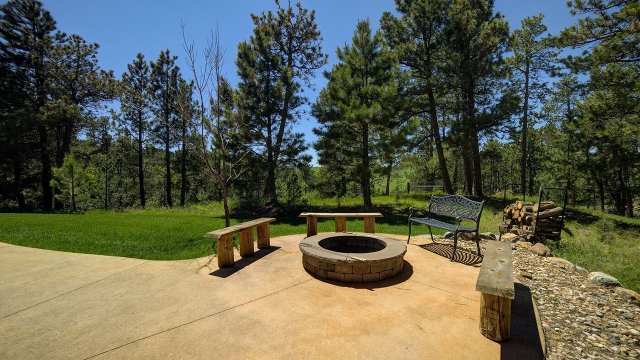 Photo of Outdoor in Whitewood
