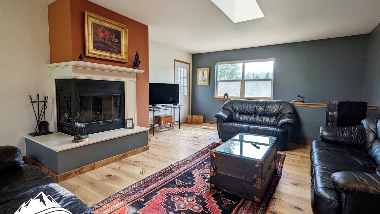 Photo of Livingroom in Seeley Lake