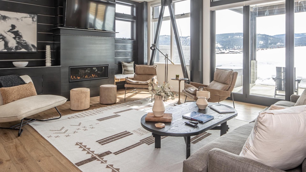 Photo of Livingroom in Big Sky Meadow Village
