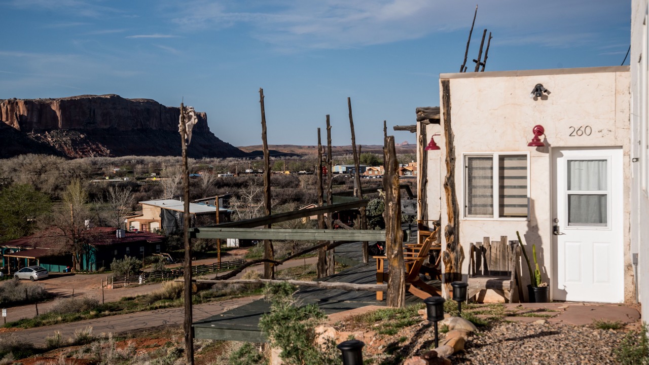 Photo of Outdoor in Bluff
