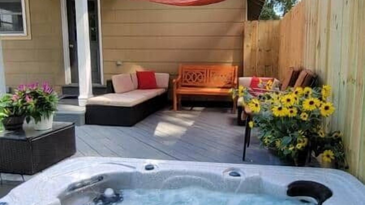 Photo of Outdoor in Royal Oak