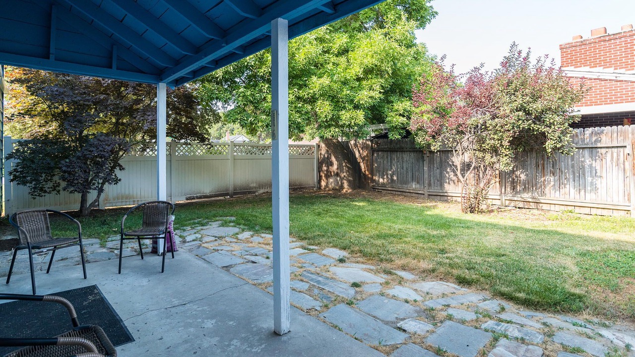 Photo of Patio Balcony in Central Rim