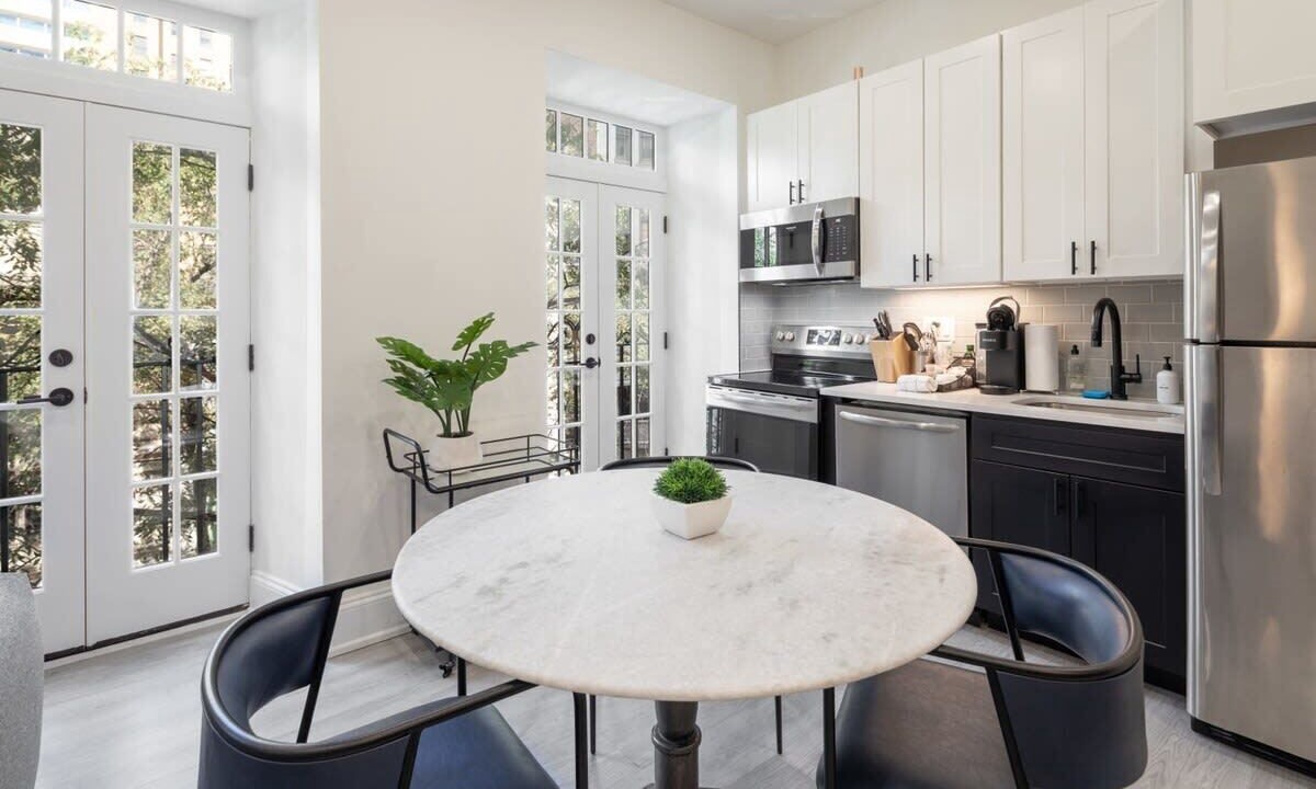 Photo of Kitchen in Rittenhouse Row