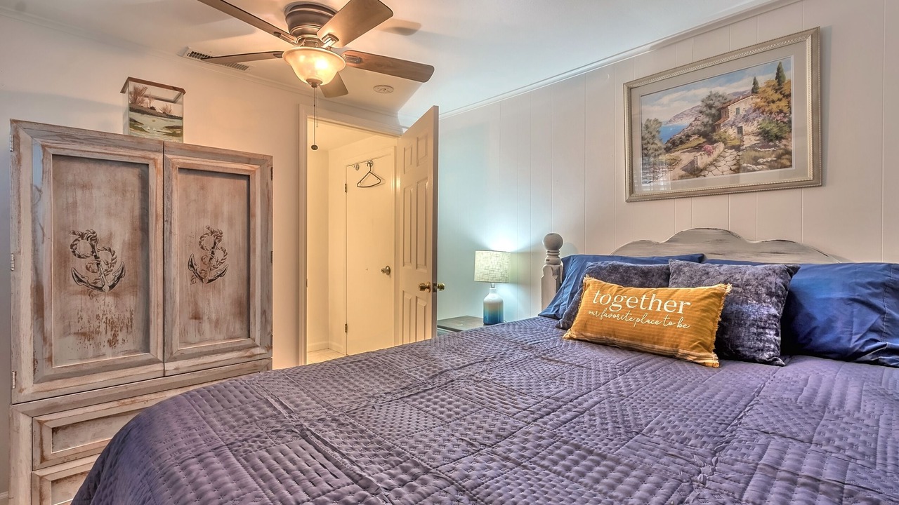 Photo of Bedroom in Hawks Park
