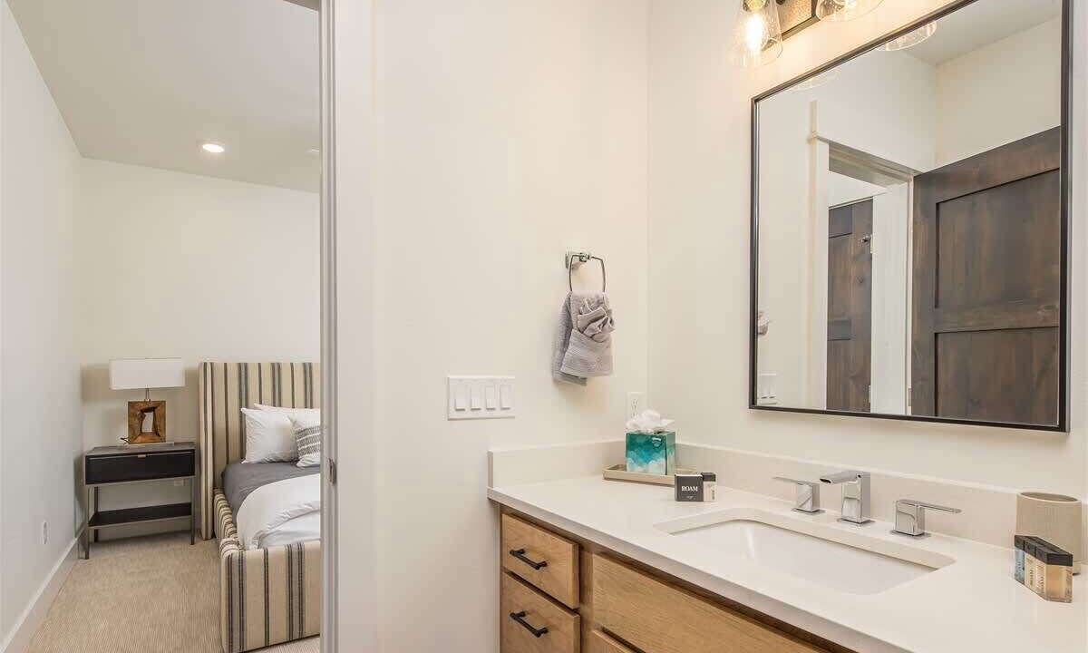 Photo of Bathroom in Big Sky