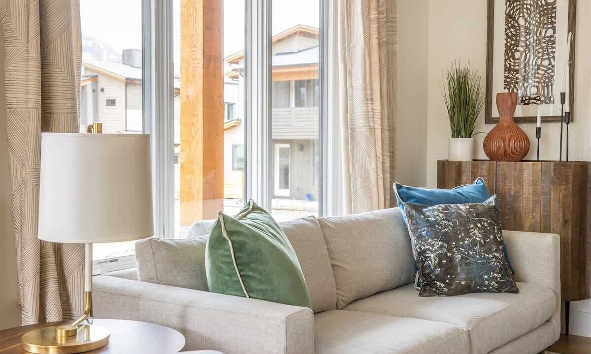 Photo of Livingroom in Big Sky