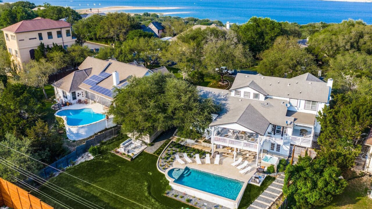 Photo of Outdoor in Travis Landing