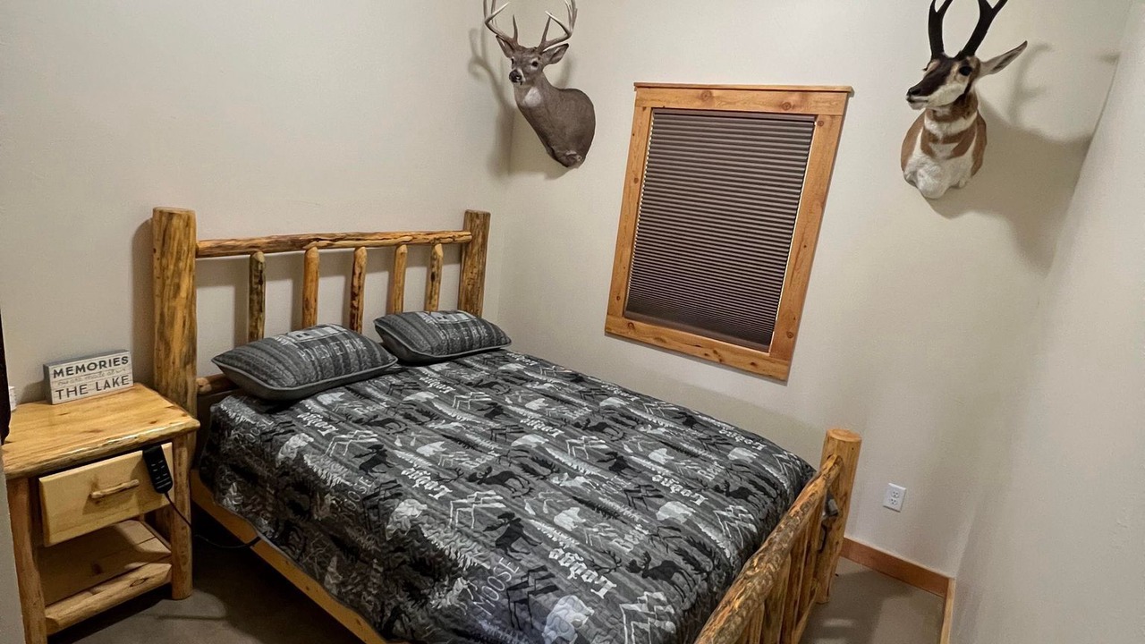 Photo of Bedroom in Wolf Creek