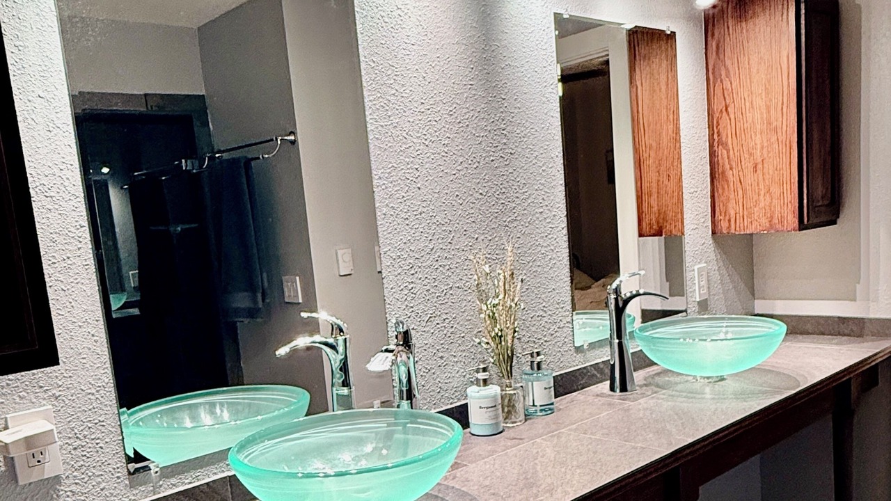 Photo of Bathroom in Rimrock