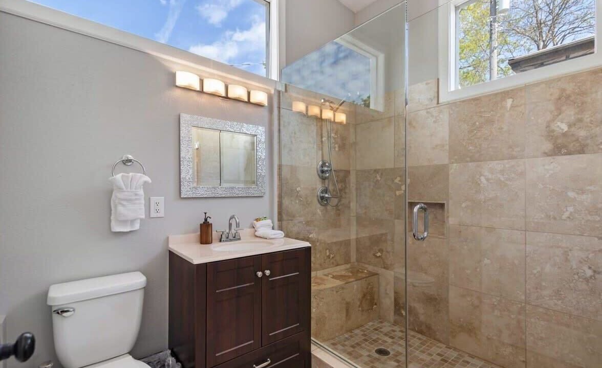 Photo of Bathroom in Garden District
