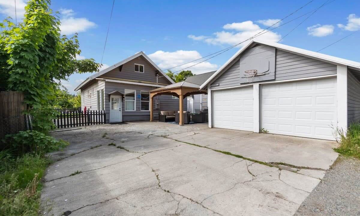 Photo of Outdoor in Garden District