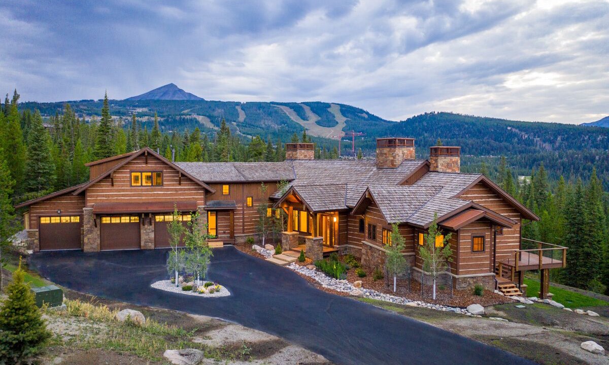 Photo of Outdoor in Spanish Peaks