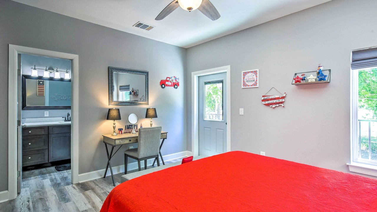 Photo of Bedroom in McQueeney