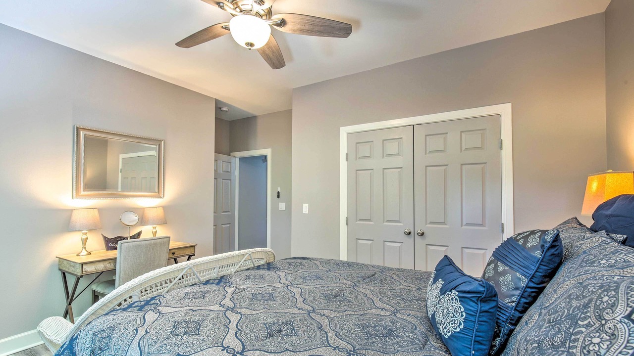 Photo of Bedroom in McQueeney