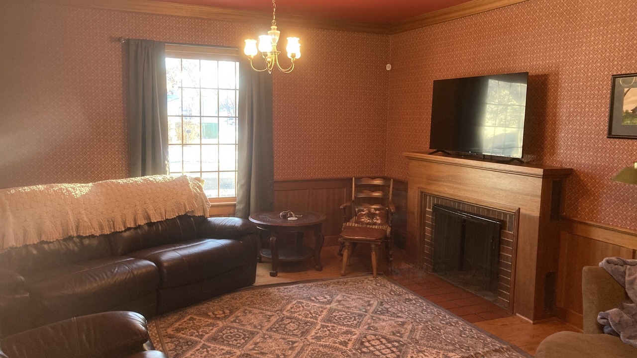 Photo of Livingroom in Miles City