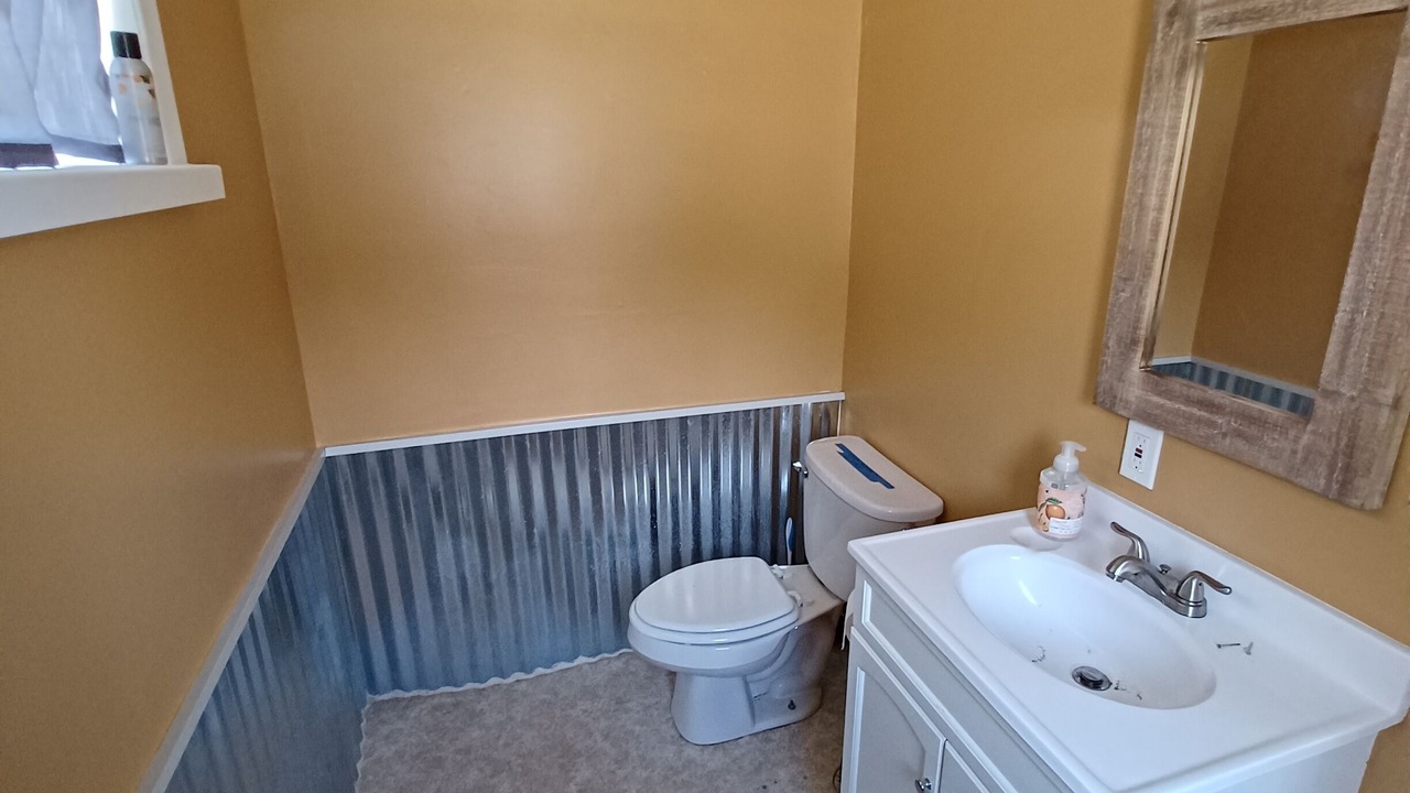 Photo of Bathroom in Canyon Ferry