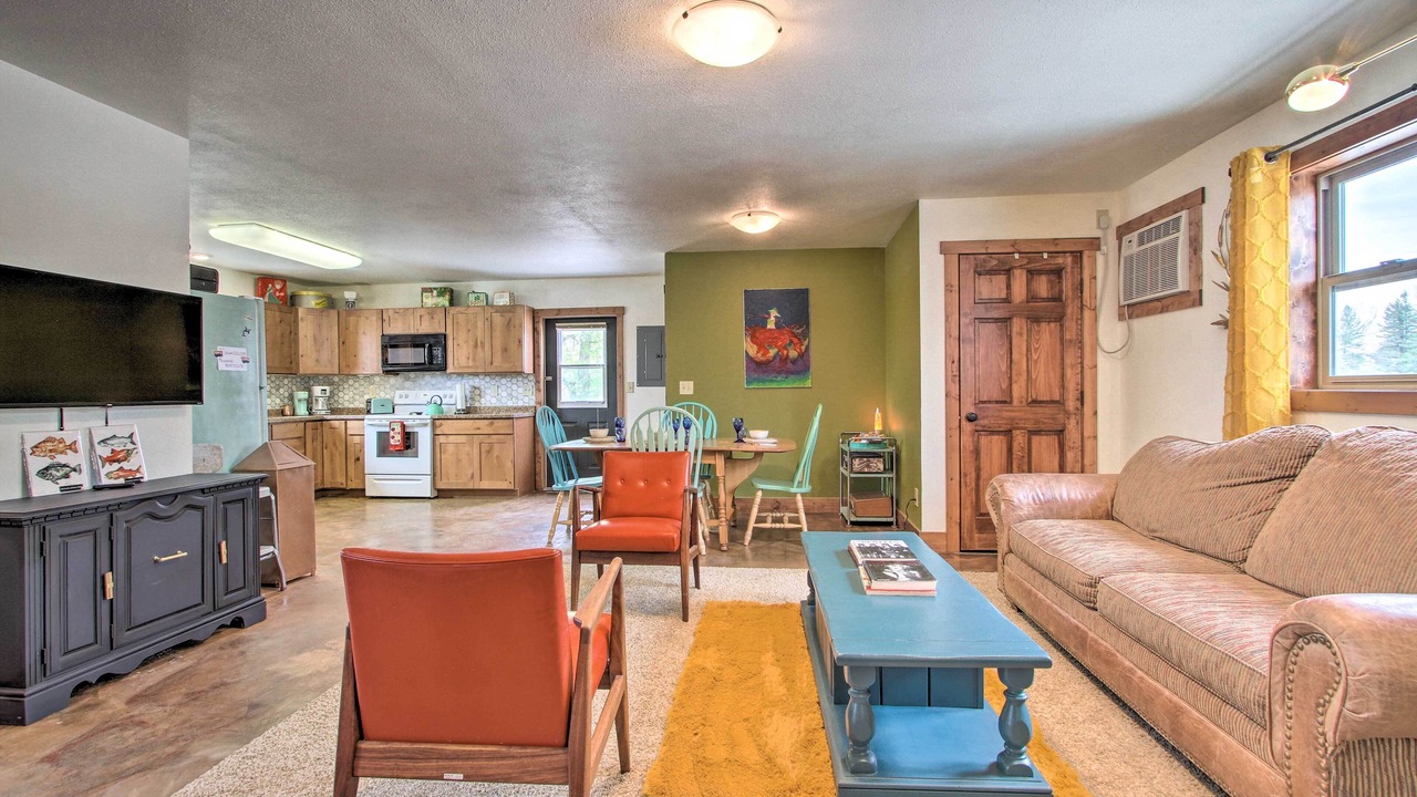 Photo of Livingroom in Bynum