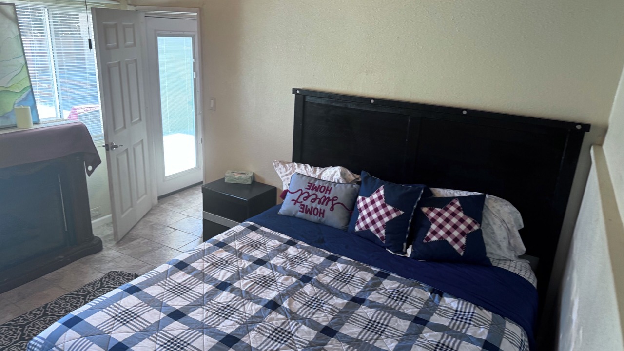 Photo of Bedroom in Lemon Grove