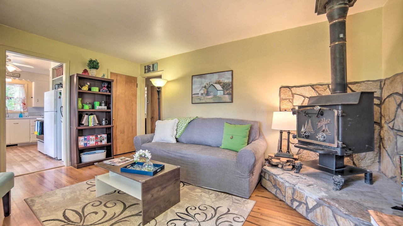 Photo of Livingroom in Idaho Falls