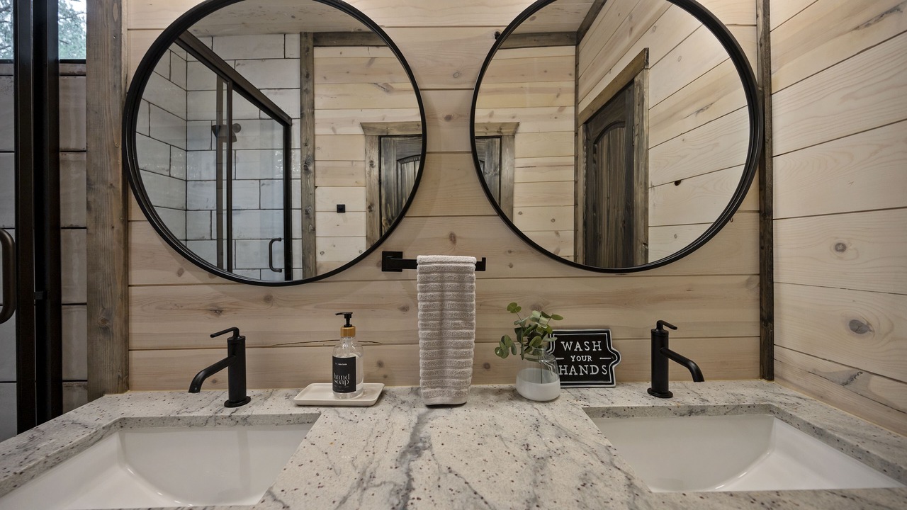 Photo of Bathroom in Pickens