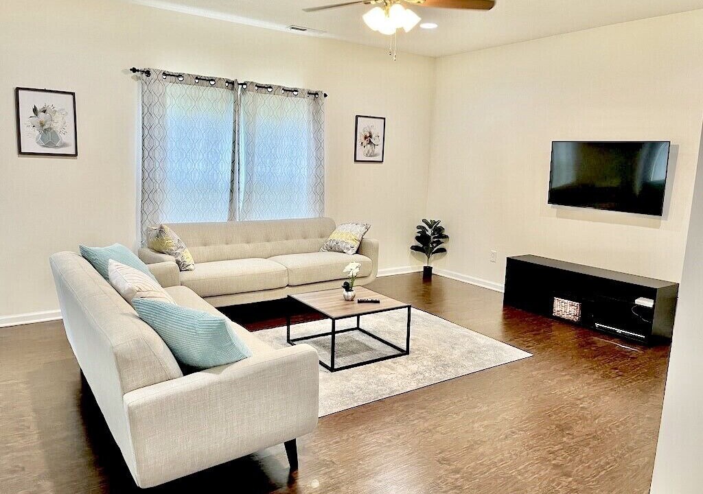 Photo of Bedroom in Greenwood