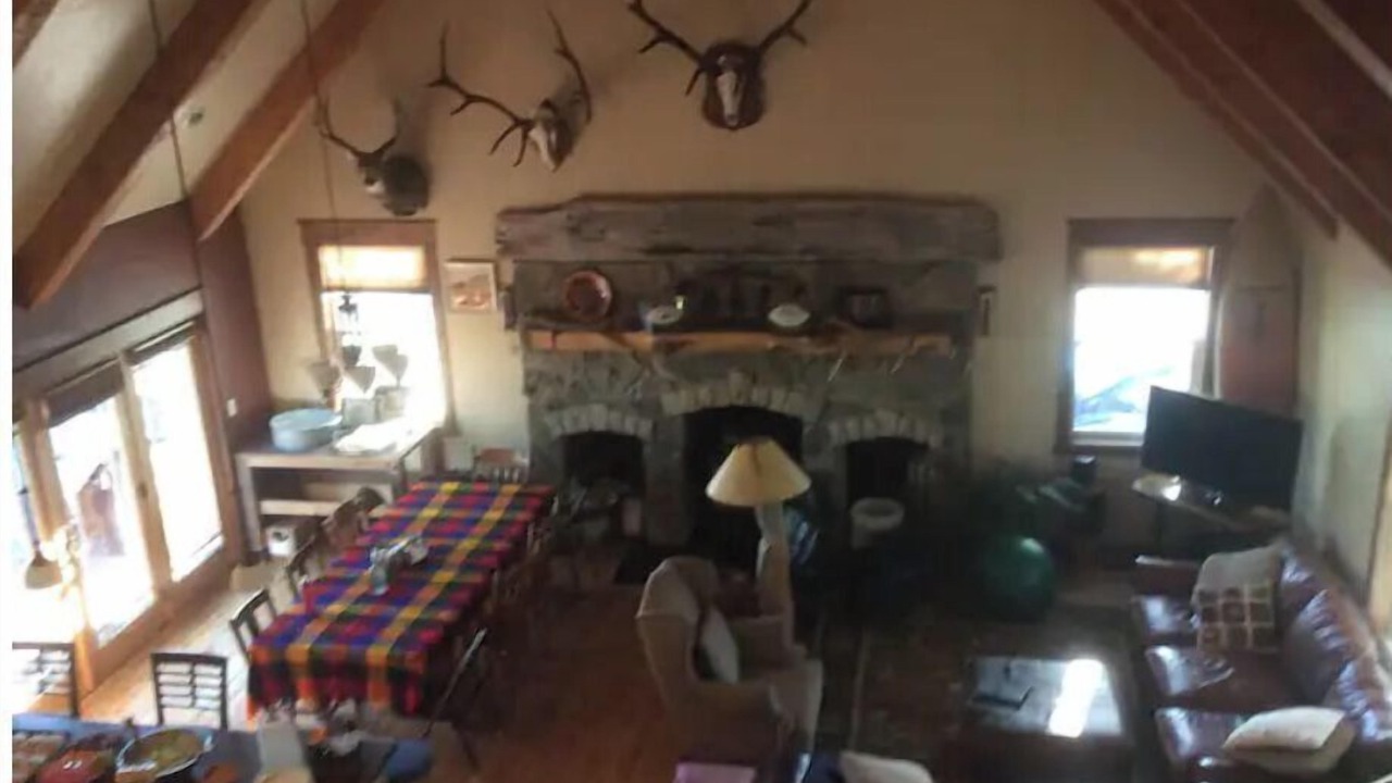 Photo of Bedroom in Simms