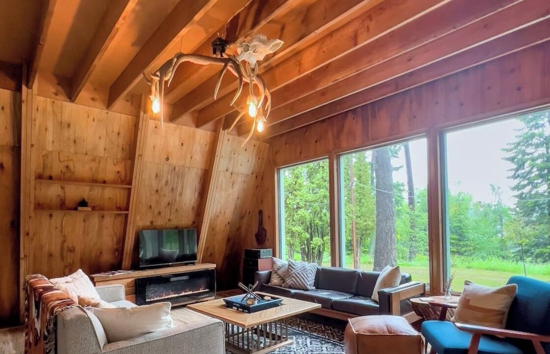 Photo of Livingroom in Finley Point