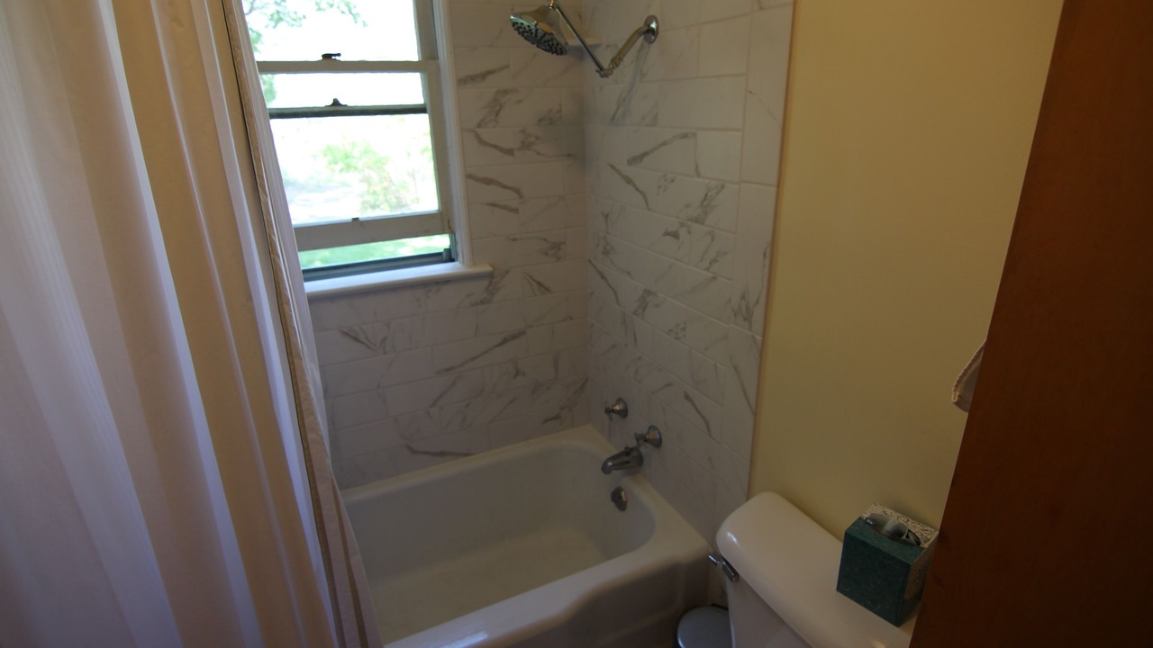 Photo of Bathroom in Challis