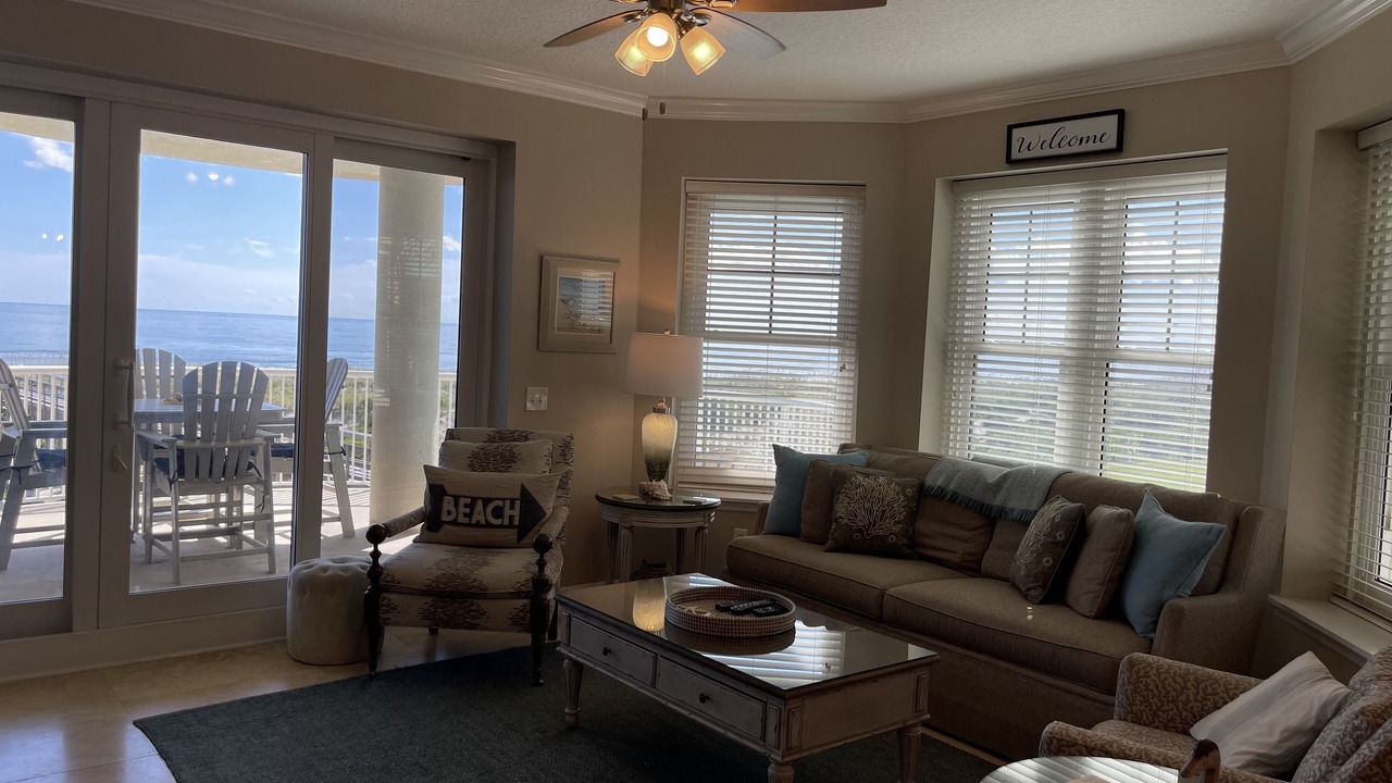 Photo of Livingroom in Amelia City