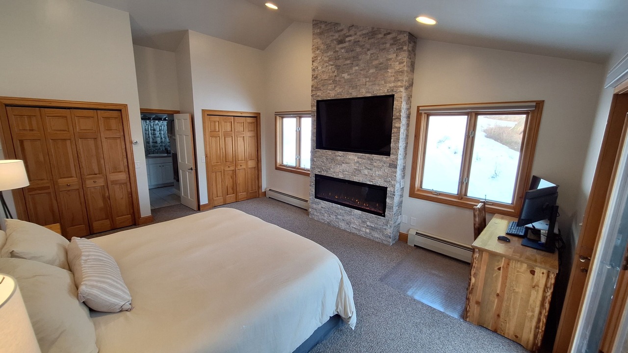Photo of Bedroom in Bozeman