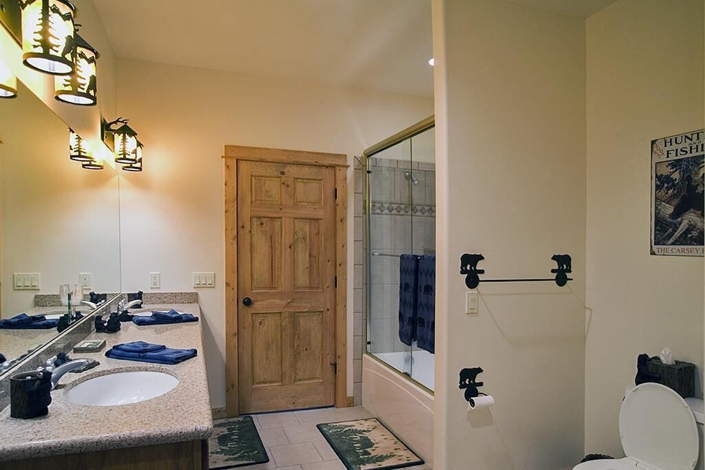 Photo of Bathroom in Pray