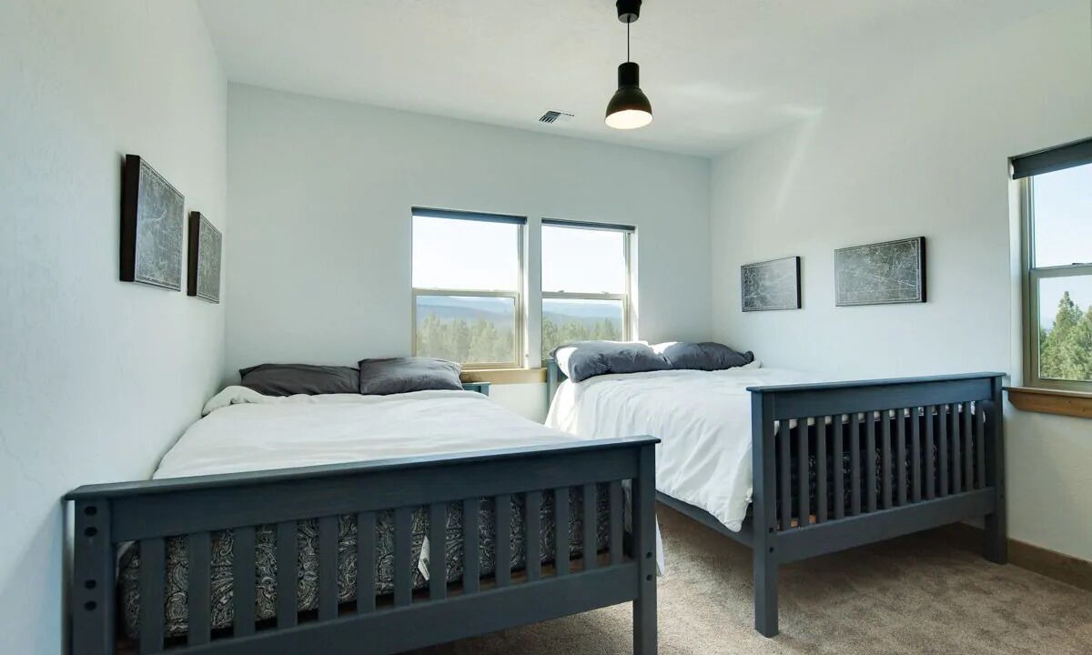 Photo of Bedroom in Rexford