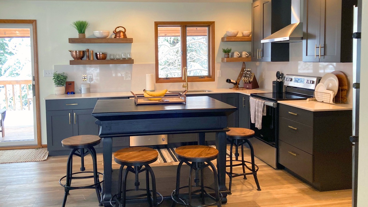 Photo of Kitchen in Gallatin Gateway