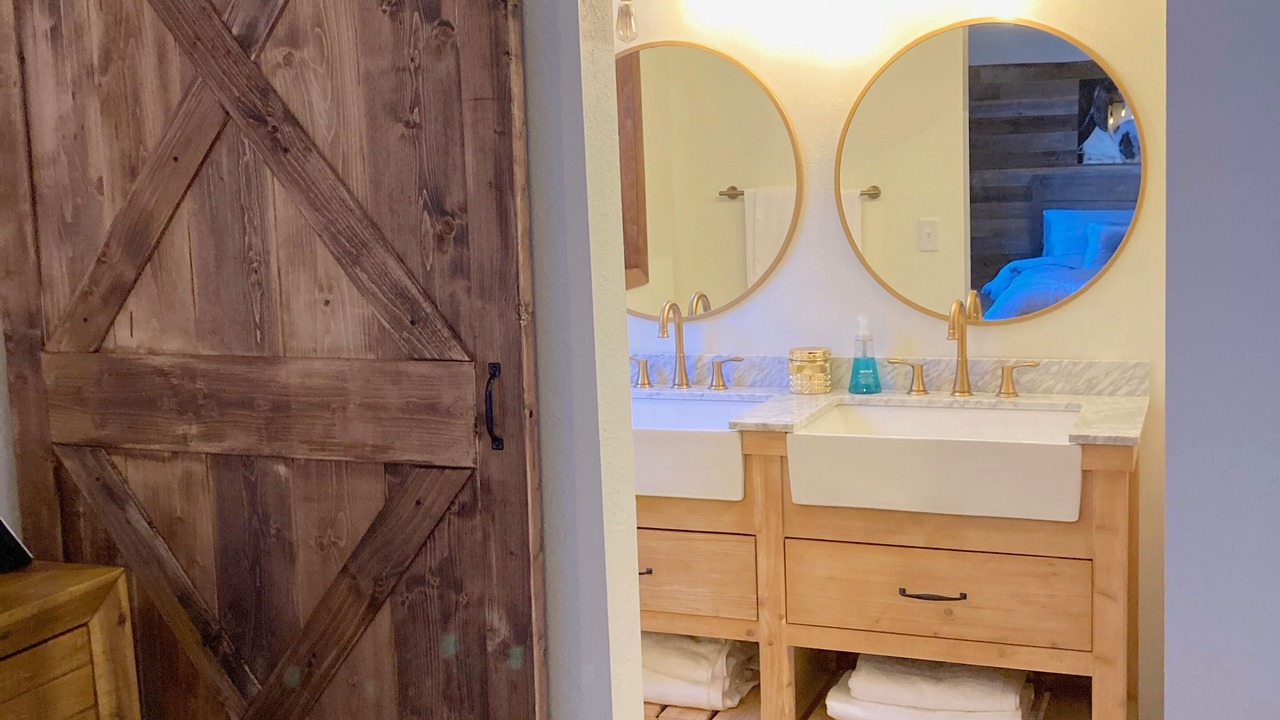 Photo of Bathroom in Gallatin Gateway