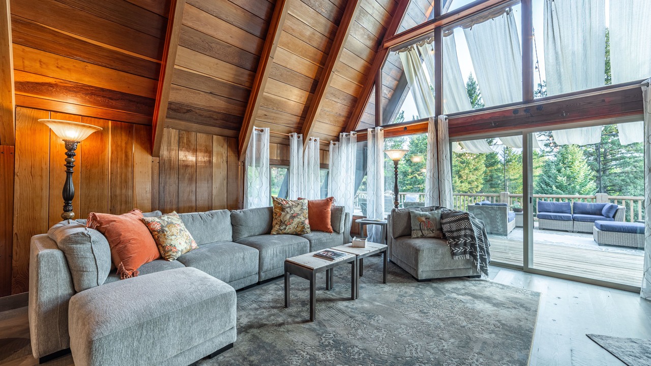 Photo of Livingroom in Coram