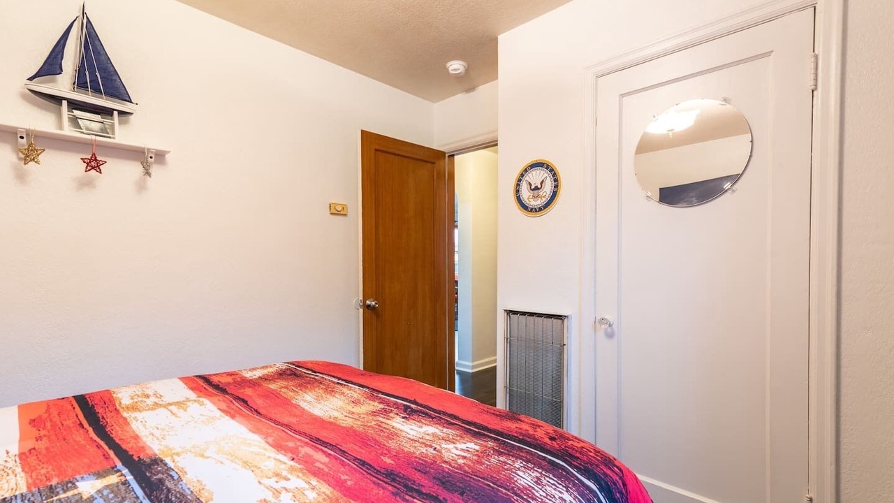 Photo of Bedroom in Bremerton