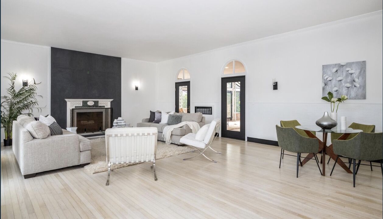 Photo of Livingroom in New Rochelle